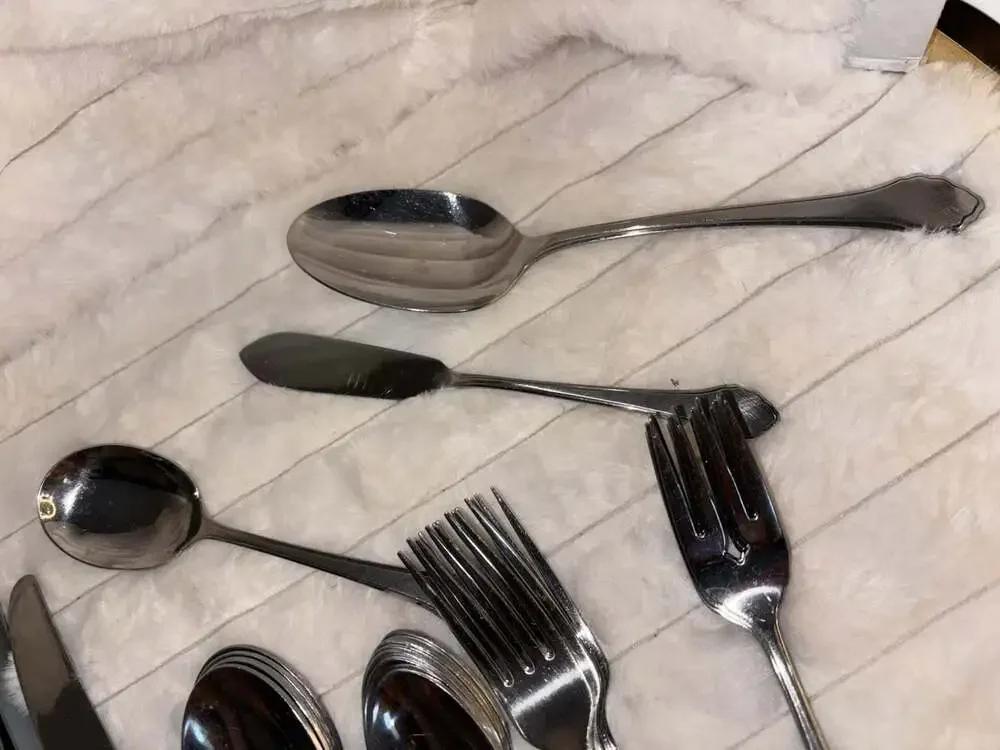 Vintage 36pc Oneida Wm A Rogers Stainless Flatware Set Summer Mist Autumn Glow